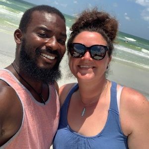 Meet your Posher, Dakota